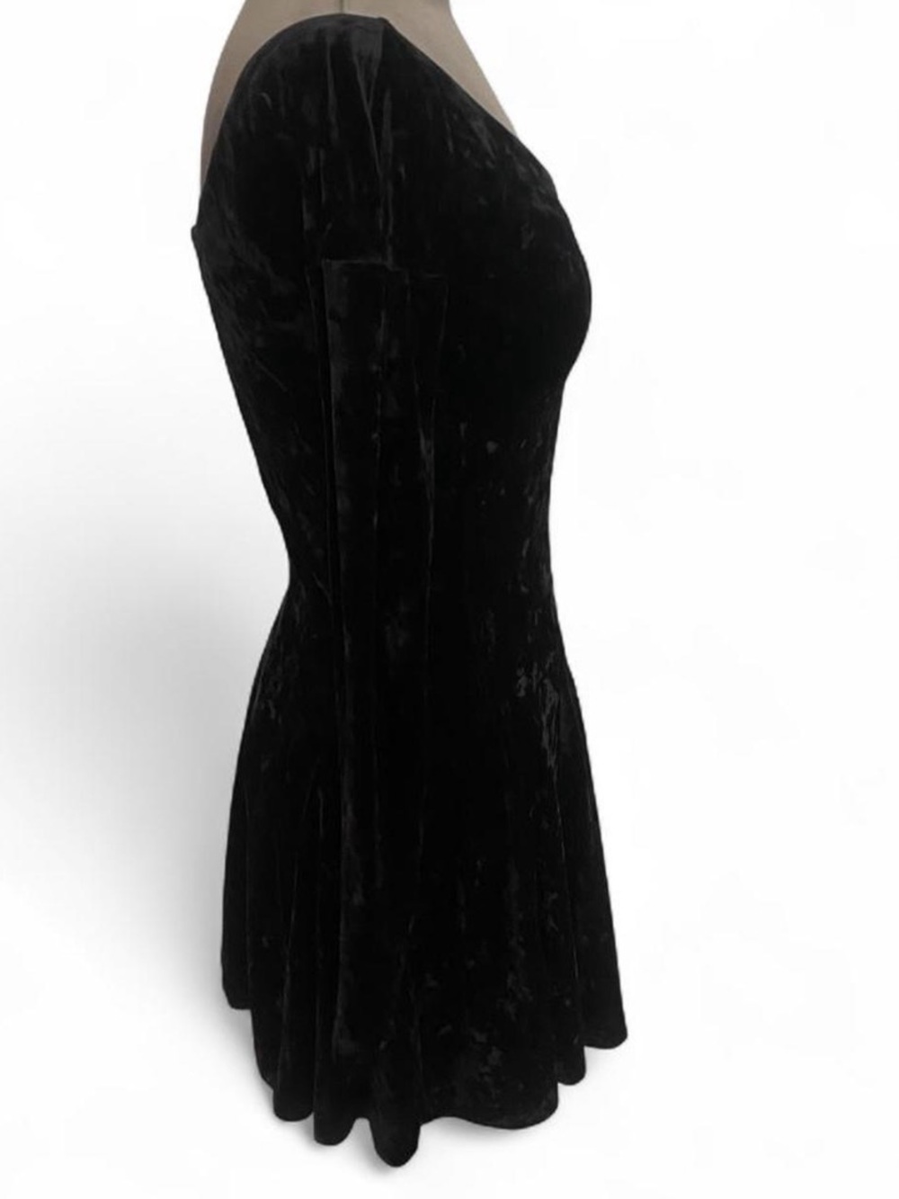 VINTAGE 90’S BETSEY JOHNSON BLACK VELVET LONG SLEEVE SCOOP NECK MINI DRESS SMALL - Picture 4 of 6